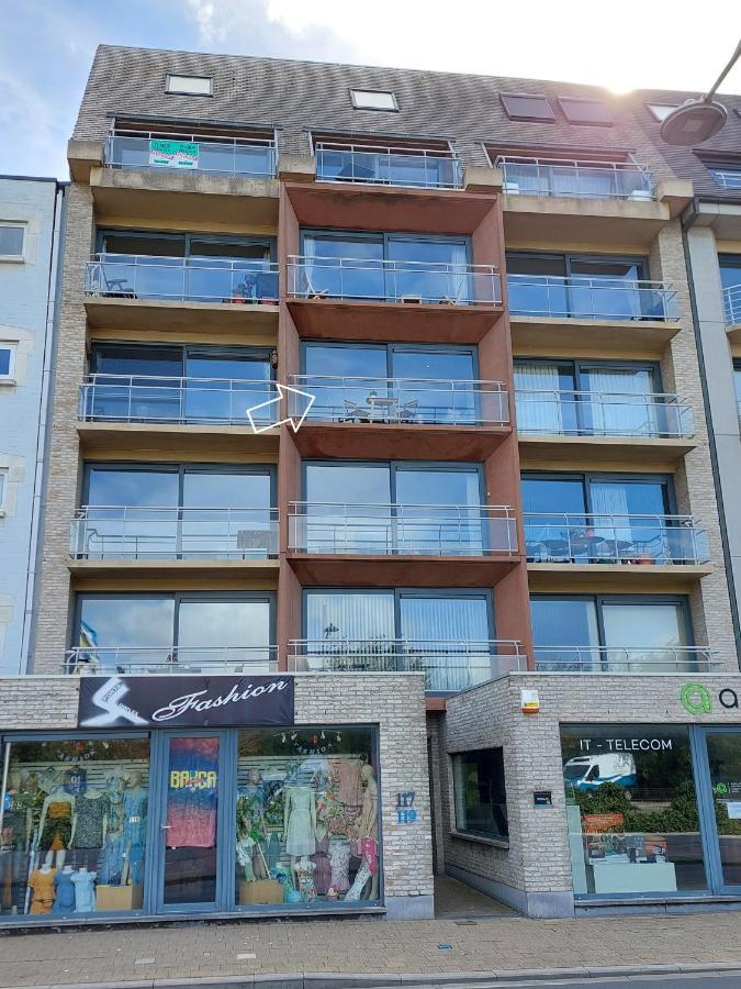 Studio 3 Bredene Met Strandcabine Экстерьер фото